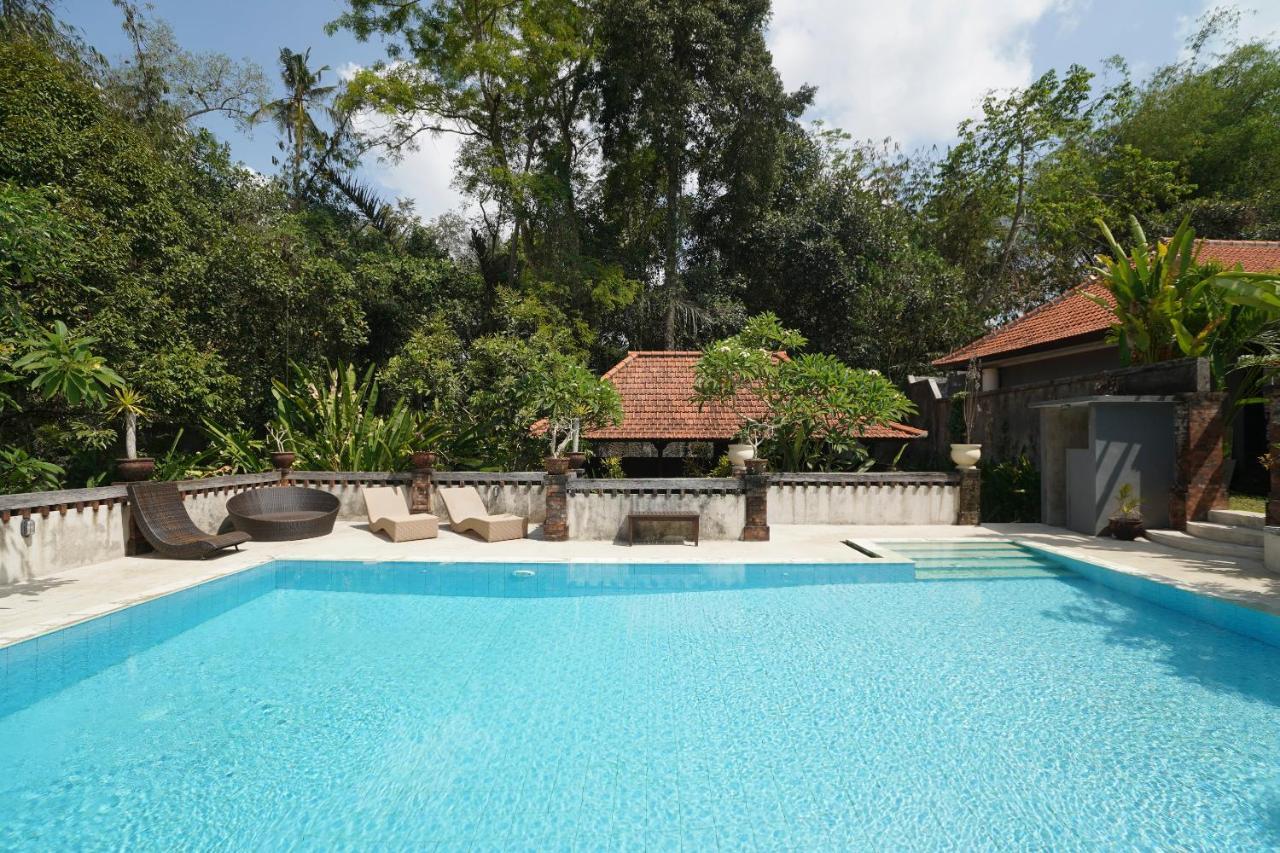 Oyo 1840 Kubu Ubud Hotel Exterior photo